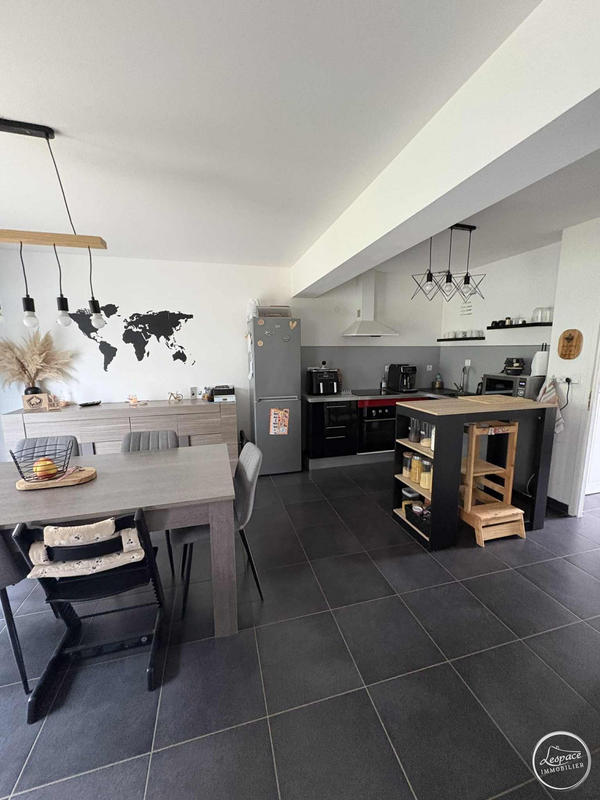 Maison - 77 m² - 4 pièces