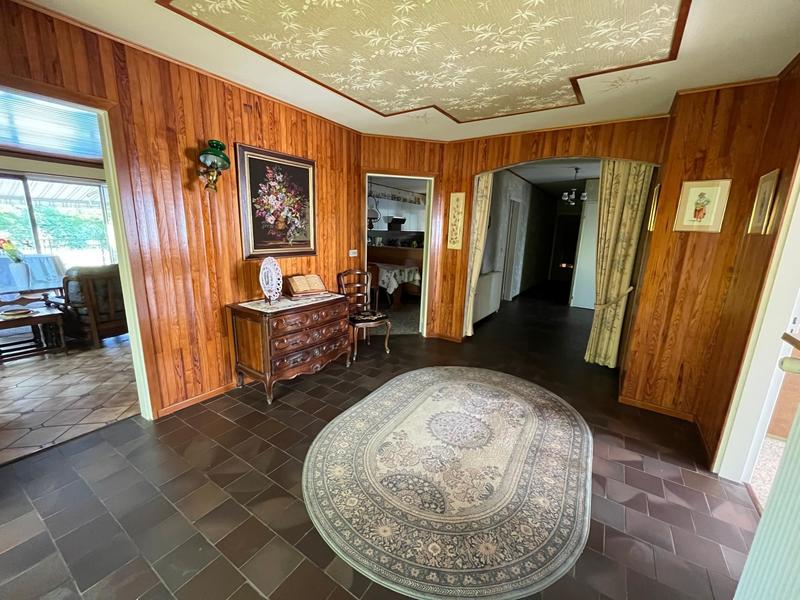 Maison - 265 m² - 10 pièces