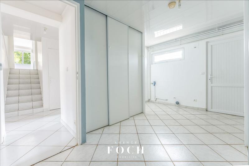 Maison - 147 m² - 7 pièces