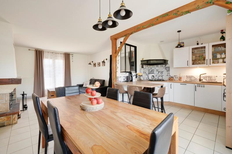 Maison - 92 m² - 4 pièces