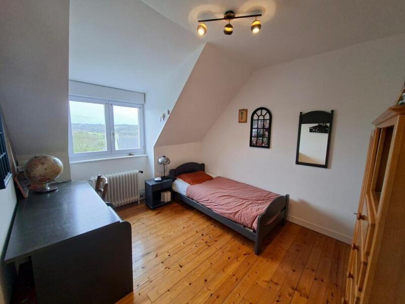 Maison - 137 m² - 5 pièces