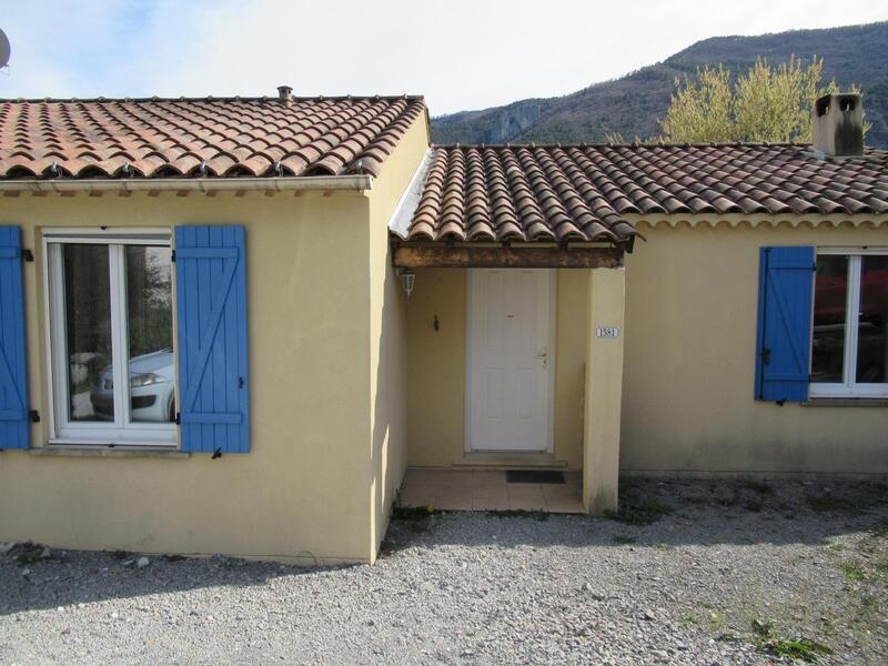 Maison - 96 m² - 5 pièces