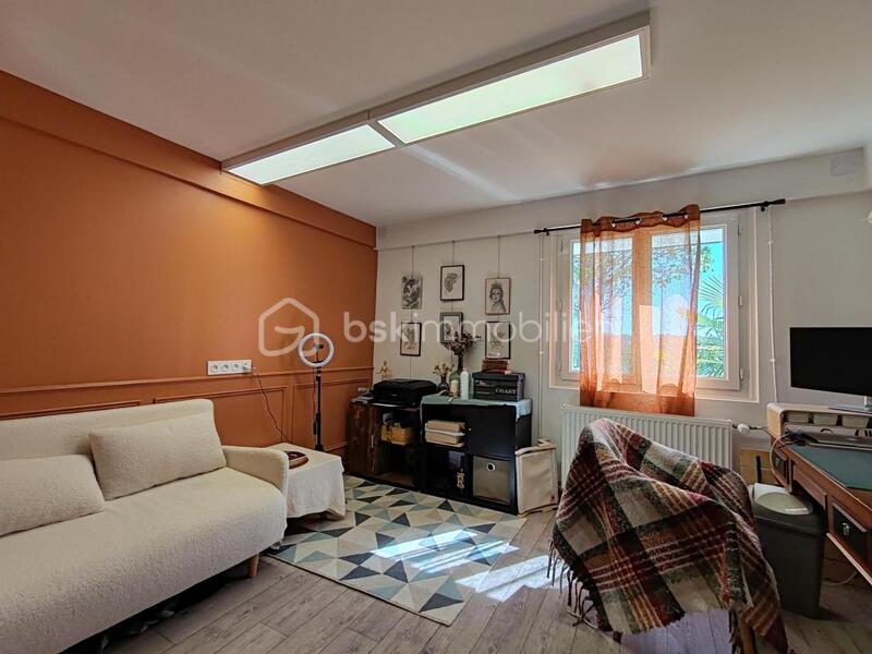 Maison - 96 m² - 4 pièces