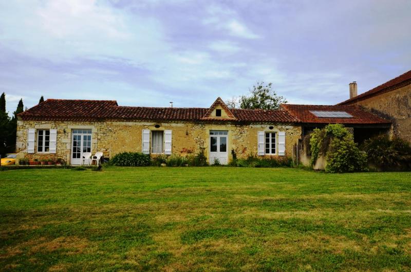 Propriété - 477 m² - 12 pièces