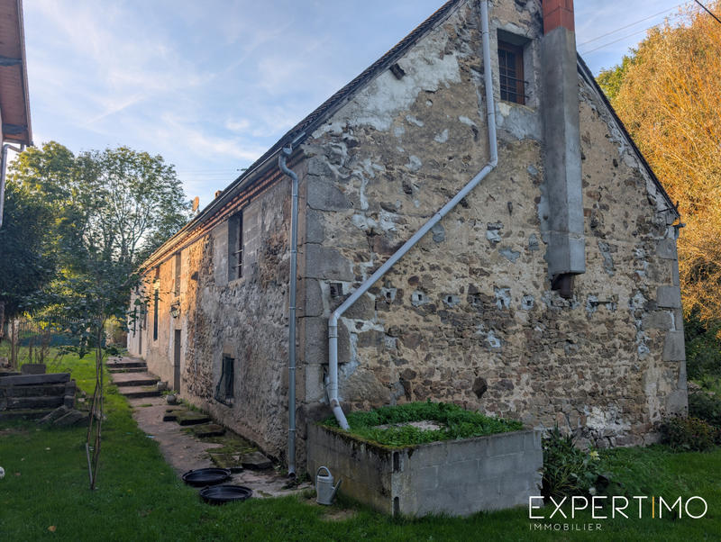 Maison - 338 m² - 8 pièces