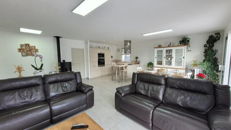 Maison - 120 m² - 6 pièces