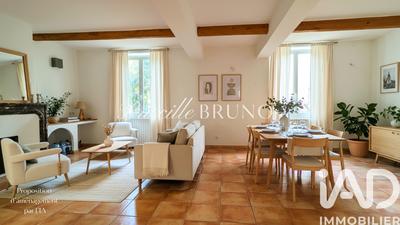 Maison de ville - 130 m² - 9 pièces