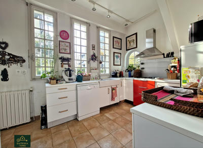 Propriété - 193 m² - 8 pièces