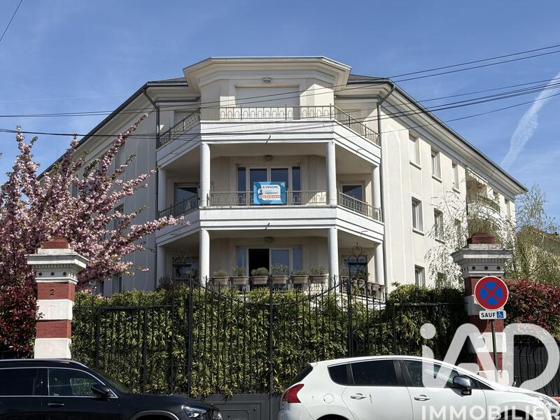 Appartement - 77 m² - 4 pièces