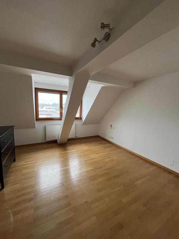 Appartement - 145 m² - 5 pièces