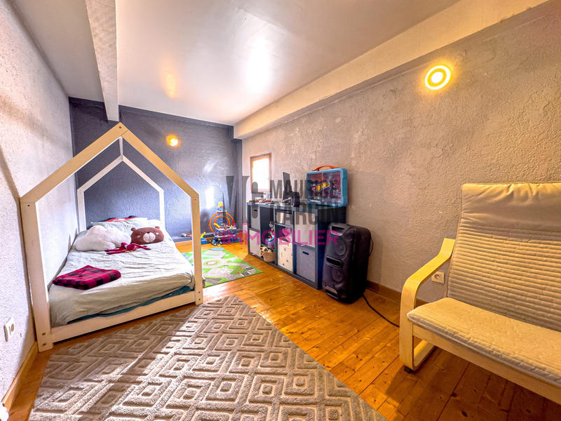 Maison - 87 m² - 5 pièces