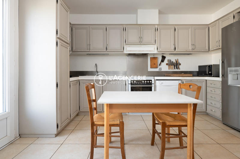 Maison traditionnelle - 140 m² - 5 pièces