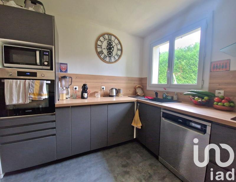 Maison - 93 m² - 5 pièces