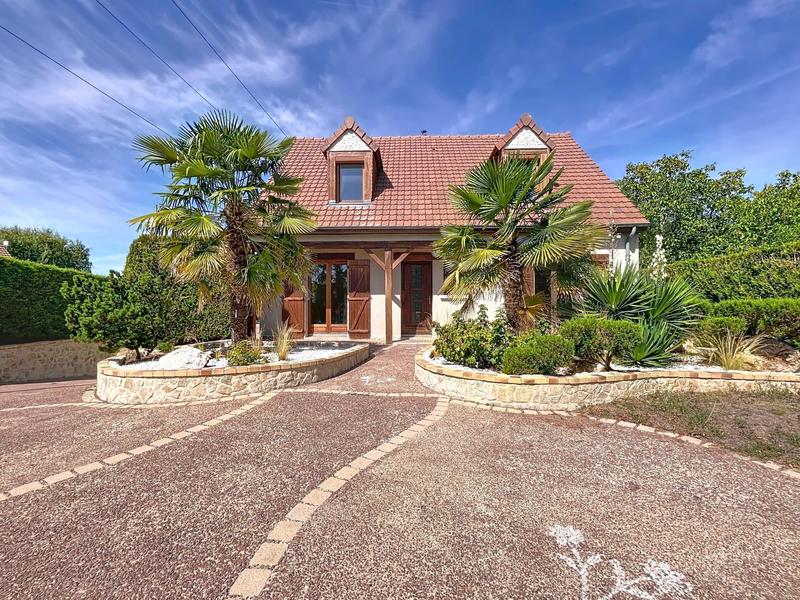 Maison - 137 m² - 5 pièces