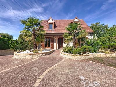 Maison - 137 m² - 5 pièces