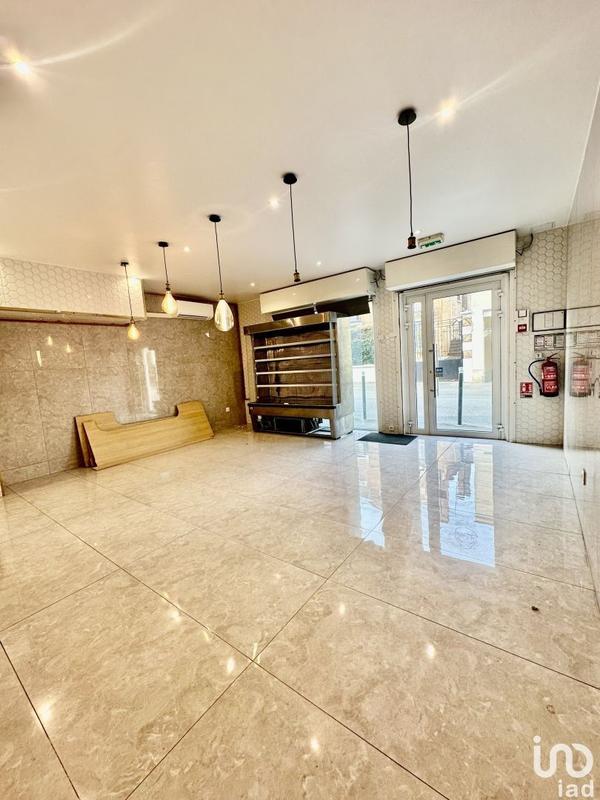 Local commercial - 69 m²