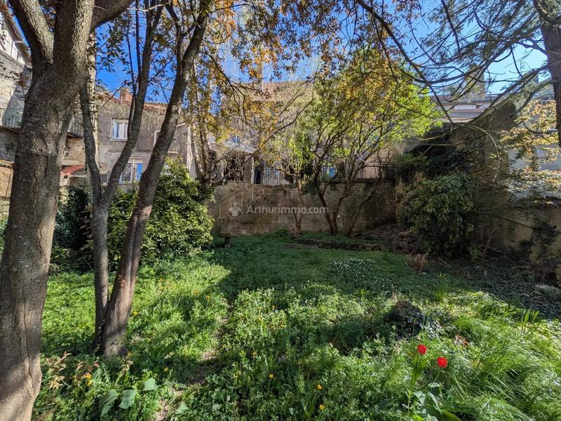 Hôtel particulier - 216 m² - 9 pièces