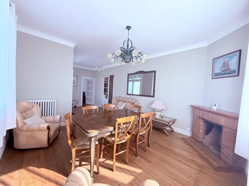 Maison - 84 m² - 4 pièces