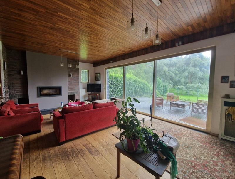 Maison traditionnelle - 200 m² - 8 pièces