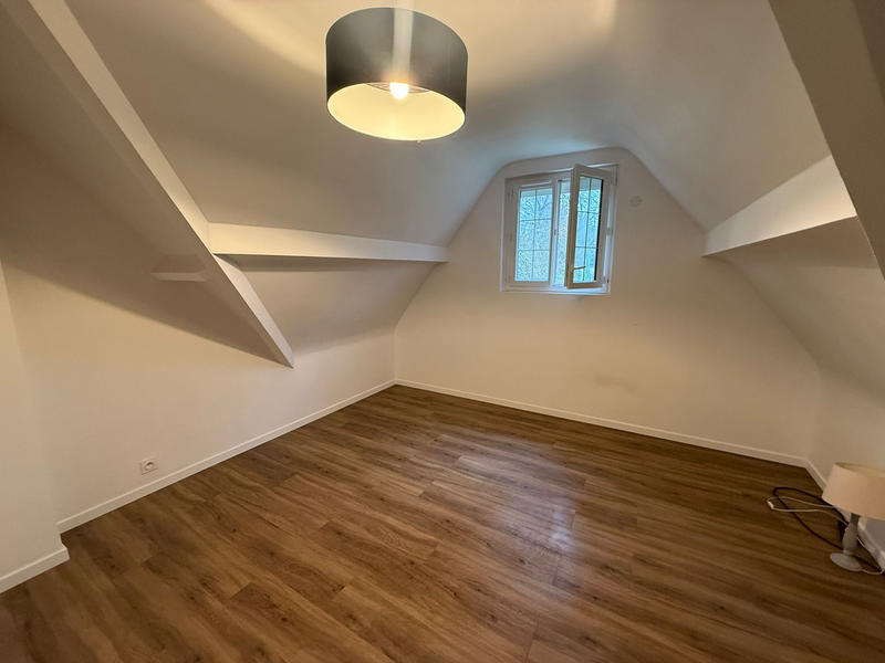 Villa - 160 m² - 9 pièces