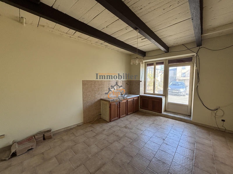 Maison - 180 m² - 6 pièces