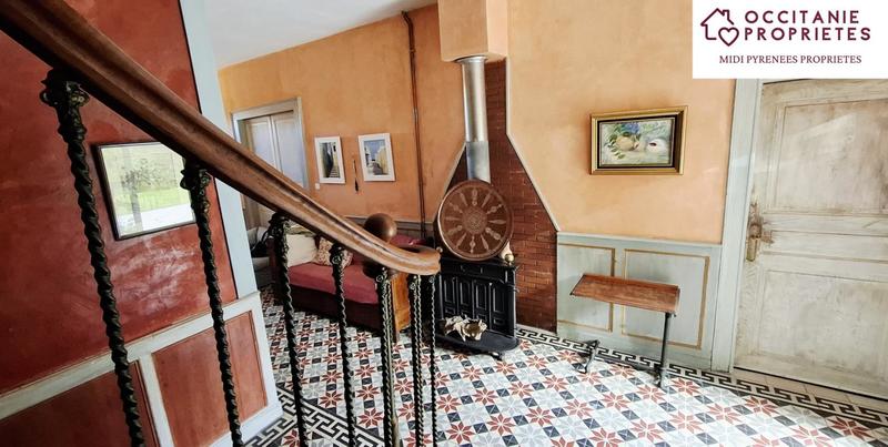 Château - 288 m² - 9 pièces