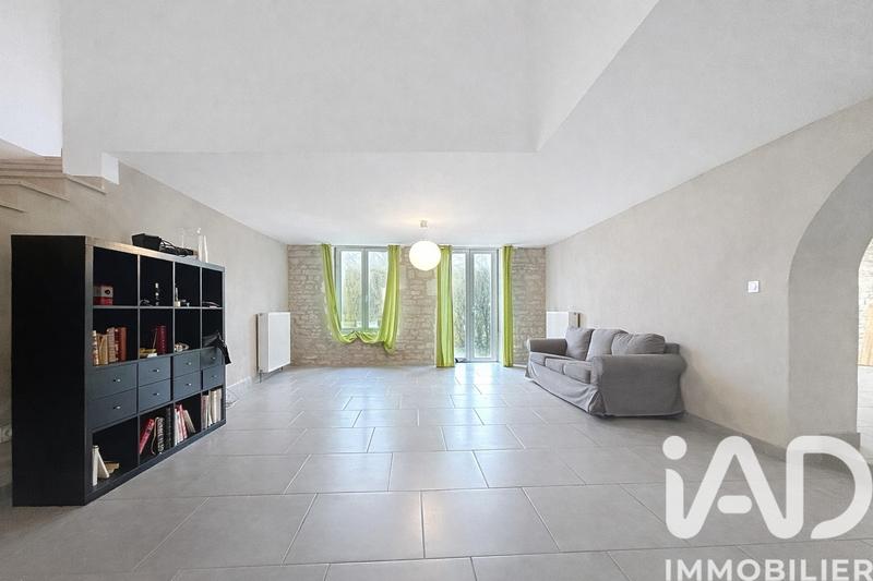 Maison - 246 m² - 5 pièces