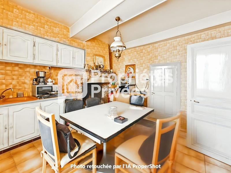 Maison - 97 m² - 5 pièces