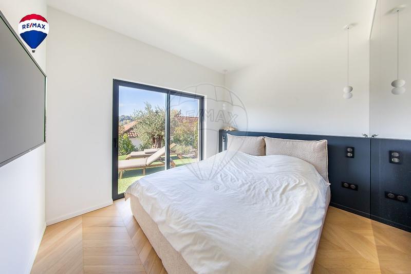 Villa - 183 m² - 6 pièces