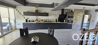 Duplex - 85 m² - 4 pièces