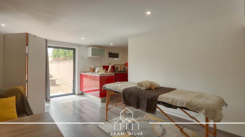 Maison - 200 m² - 5 pièces