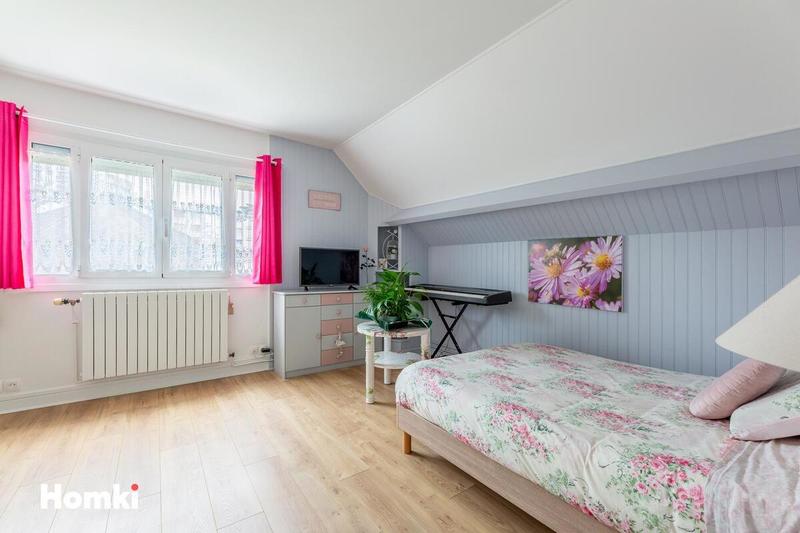 Maison - 120 m² - 5 pièces