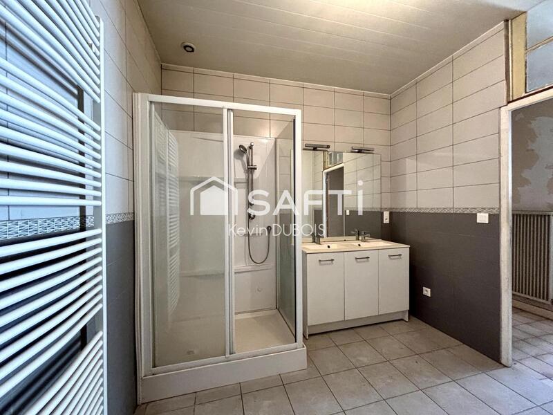 Maison - 165 m² - 5 pièces