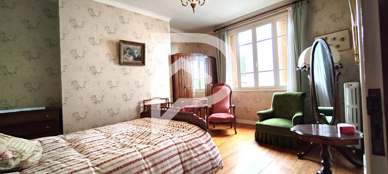 Maison - 147 m² - 5 pièces