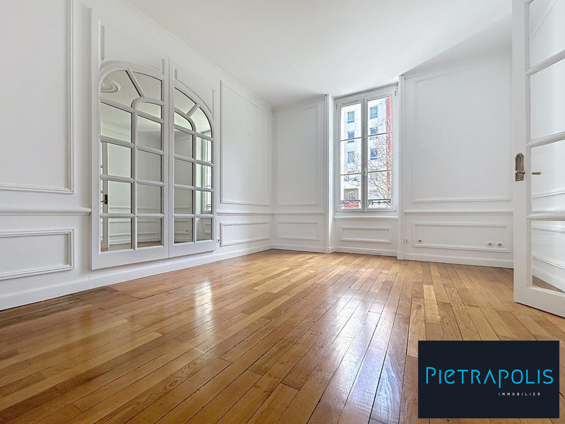 Appartement - 141 m² - 6 pièces