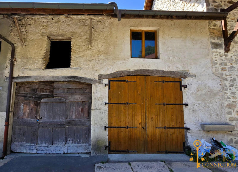 Maison de village - 100 m² - 4 pièces