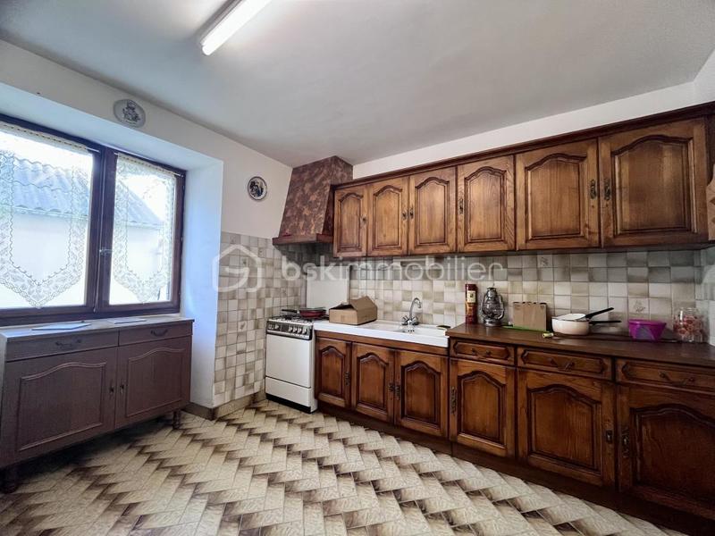 Maison - 191 m² - 8 pièces