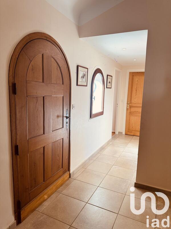 Maison - 290 m² - 12 pièces