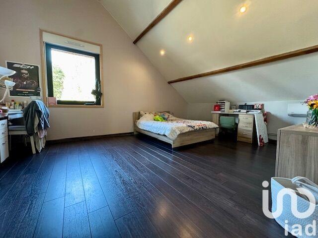 Maison - 280 m² - 11 pièces