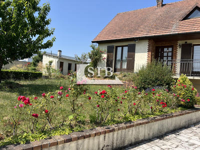 Maison - 110 m² - 5 pièces