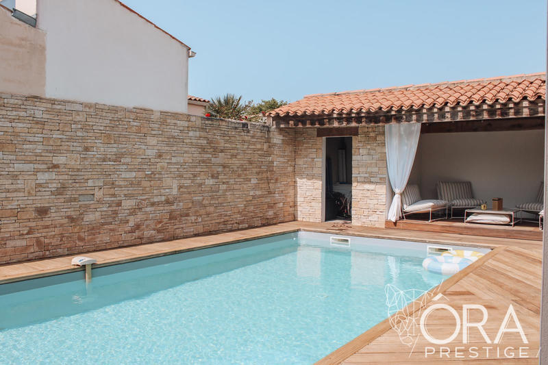 Maison traditionnelle - 187 m² - 5 pièces