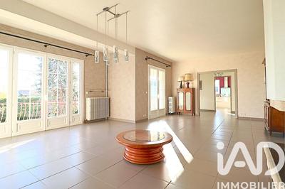 Maison - 306 m² - 7 pièces