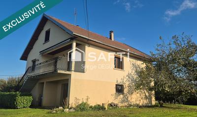 Maison - 96 m² - 5 pièces