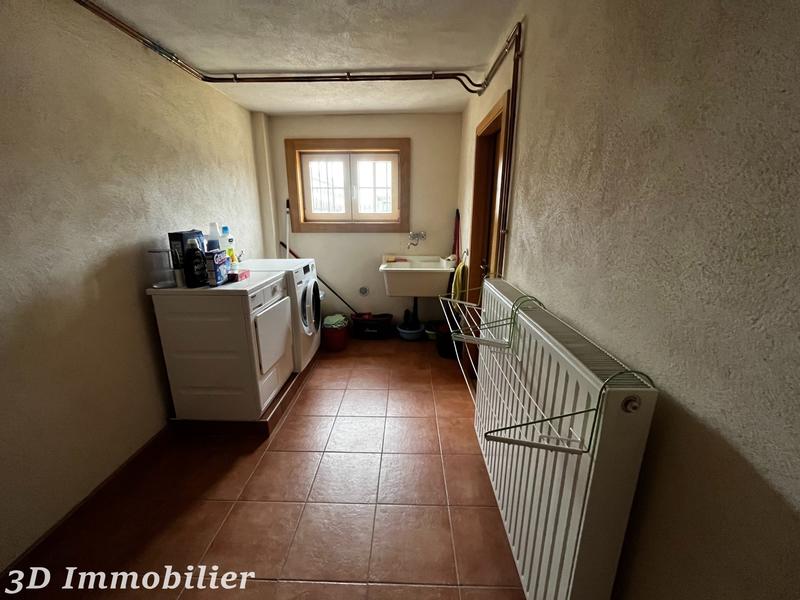 Maison - 255 m² - 7 pièces