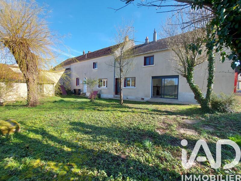 Maison - 160 m² - 6 pièces