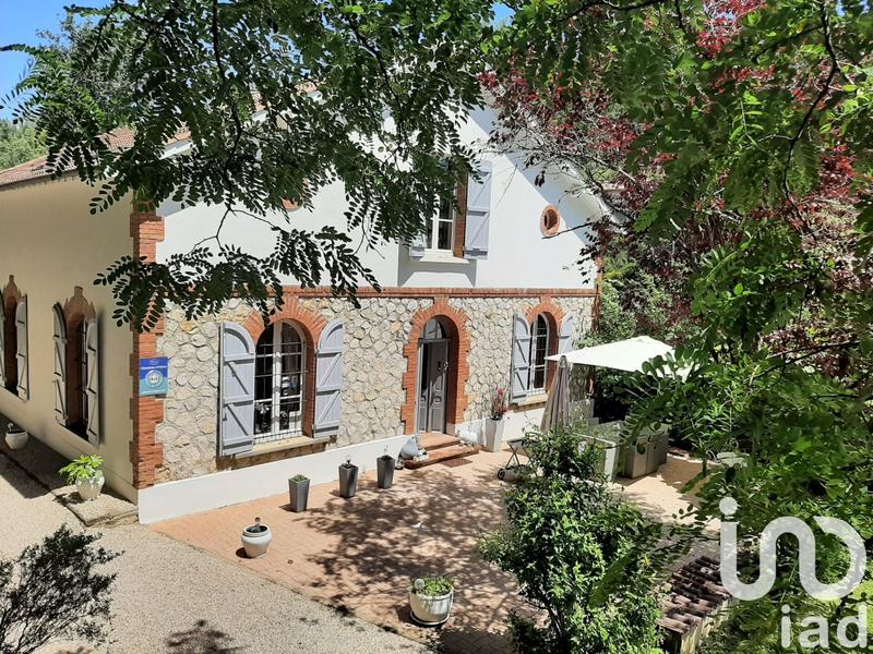 Maison - 200 m² - 7 pièces