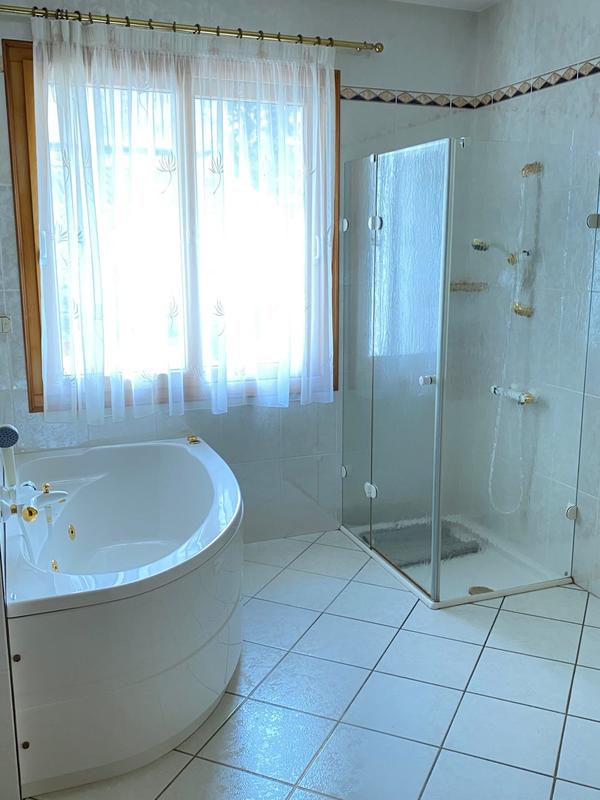 Maison - 209 m² - 6 pièces