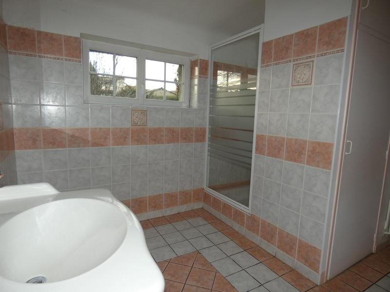 Maison - 180 m² - 5 pièces