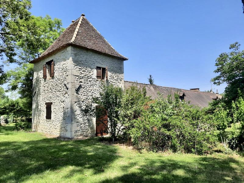 Maison traditionnelle - 262 m² - 5 pièces