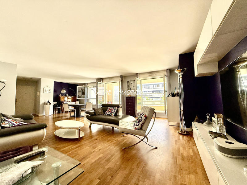 Appartement - 140 m² - 6 pièces